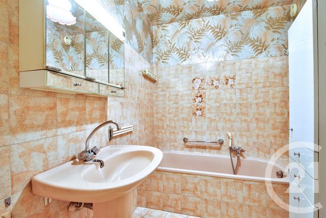 Appartement F3 à vendre - 3 pièces - 88,67 m2 - Nice - 06 - PROVENCE-ALPES-COTE-D-AZUR