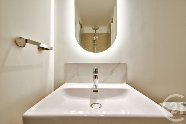 Afficher la photo en grand Appartement F3 à vendre - 3 pièces - 72,76 m2 - Nice - 06 - PROVENCE-ALPES-COTE-D-AZUR