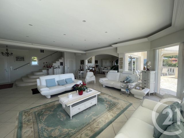 Maison &agrave; vendre - 5 pi&egrave;ces - 311,44 m2 - Vallauris - 06 - PROVENCE-ALPES-COTE-D-AZUR