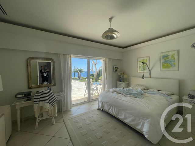 Maison &agrave; vendre - 5 pi&egrave;ces - 311,44 m2 - Vallauris - 06 - PROVENCE-ALPES-COTE-D-AZUR