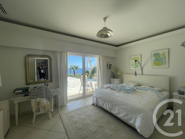 Maison &agrave; vendre - 5 pi&egrave;ces - 311,44 m2 - Vallauris - 06 - PROVENCE-ALPES-COTE-D-AZUR