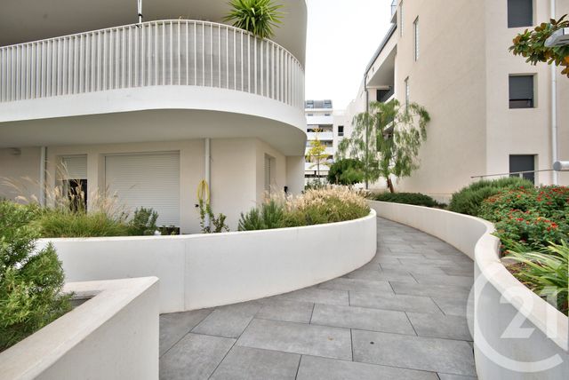 Afficher la photo en grand Appartement F2 à vendre - 2 pièces - 41 m2 - Nice - 06 - PROVENCE-ALPES-COTE-D-AZUR