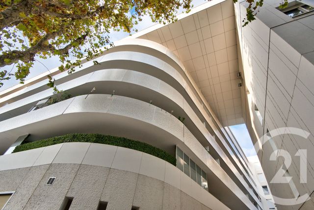 Afficher la photo en grand Appartement F2 à vendre - 2 pièces - 41 m2 - Nice - 06 - PROVENCE-ALPES-COTE-D-AZUR