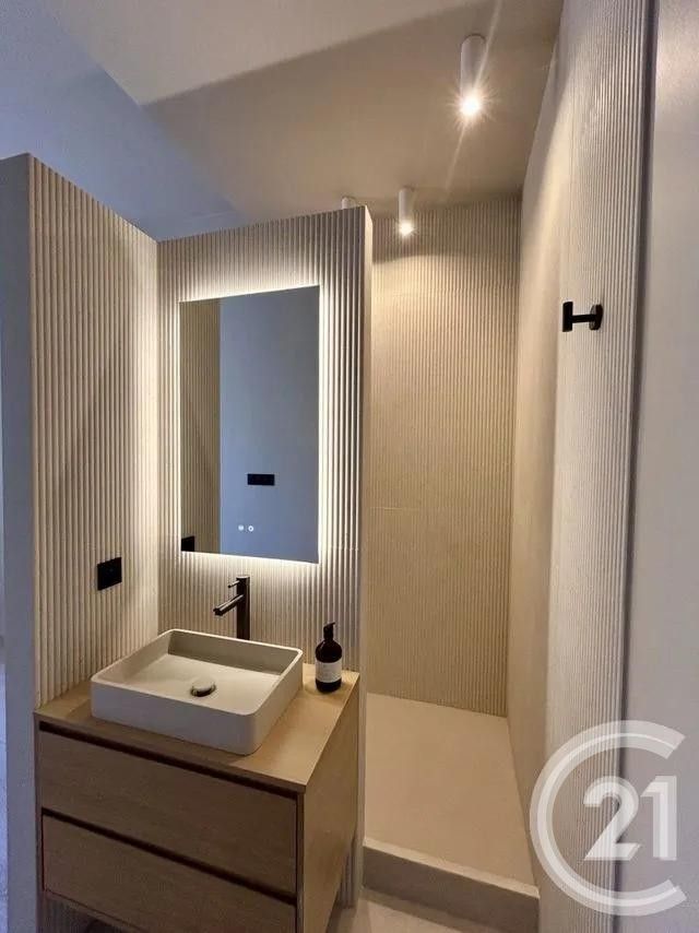 Appartement F3 à vendre - 3 pièces - 58,17 m2 - Nice - 06 - PROVENCE-ALPES-COTE-D-AZUR