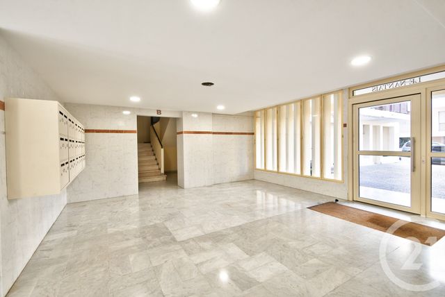 Appartement F2 à vendre - 2 pièces - 50 m2 - Nice - 06 - PROVENCE-ALPES-COTE-D-AZUR