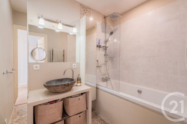 Appartement F4 &agrave; vendre - 4 pi&egrave;ces - 78,56 m2 - Nice - 06 - PROVENCE-ALPES-COTE-D-AZUR