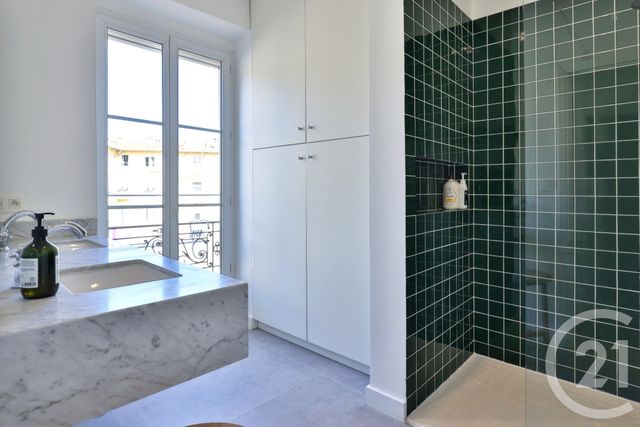 Appartement F4 &agrave; vendre - 4 pi&egrave;ces - 130 m2 - Nice - 06 - PROVENCE-ALPES-COTE-D-AZUR