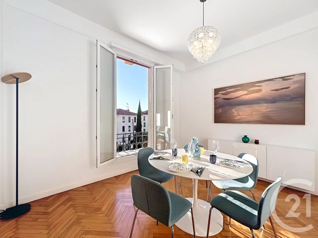 Appartement F4 &agrave; vendre - 4 pi&egrave;ces - 134,10 m2 - Nice - 06 - PROVENCE-ALPES-COTE-D-AZUR