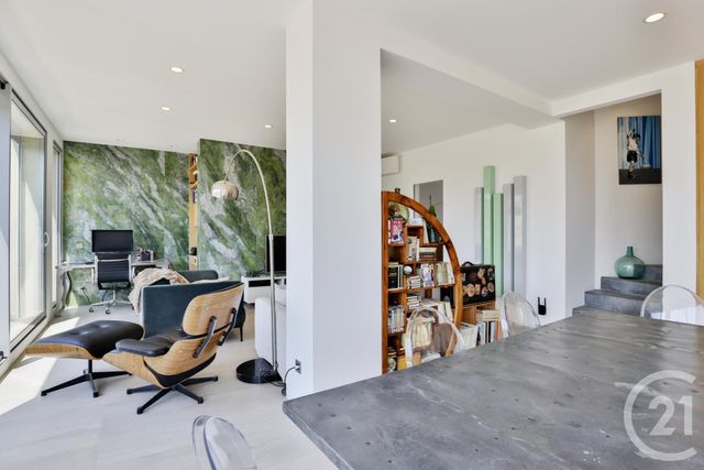 Afficher la photo en grand Appartement F3 à vendre - 3 pièces - 124,09 m2 - Nice - 06 - PROVENCE-ALPES-COTE-D-AZUR