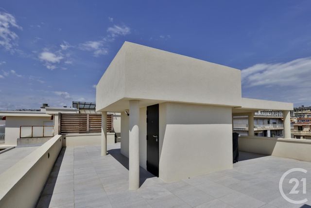 Afficher la photo en grand Appartement F3 à vendre - 3 pièces - 124,09 m2 - Nice - 06 - PROVENCE-ALPES-COTE-D-AZUR
