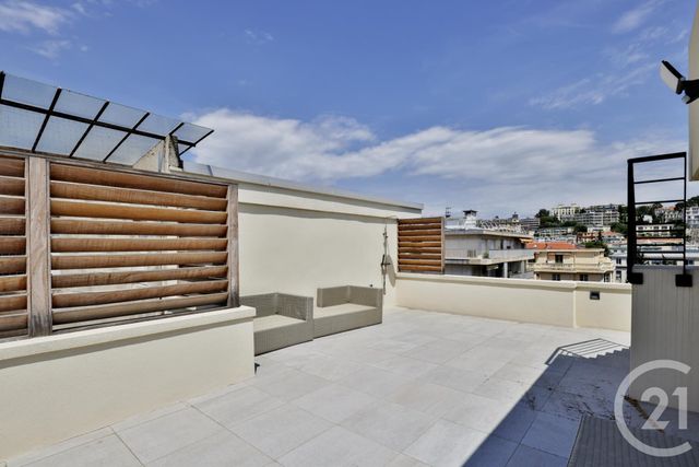 Afficher la photo en grand Appartement F3 à vendre - 3 pièces - 124,09 m2 - Nice - 06 - PROVENCE-ALPES-COTE-D-AZUR