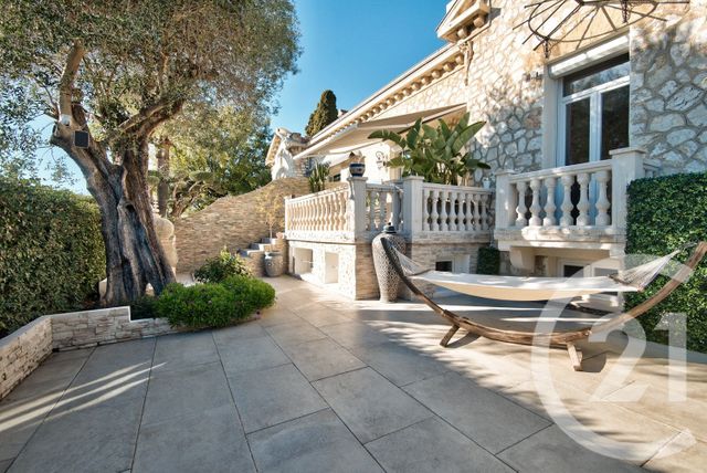 Appartement à vendre - 6 pièces - 200,10 m2 - Cagnes Sur Mer - 06 - PROVENCE-ALPES-COTE-D-AZUR