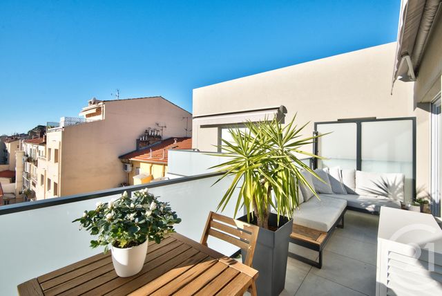 Appartement F3 à vendre - 3 pièces - 80,75 m2 - Nice - 06 - PROVENCE-ALPES-COTE-D-AZUR