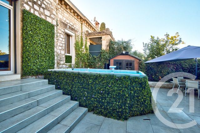 Maison à vendre - 6 pièces - 200,10 m2 - Cagnes Sur Mer - 06 - PROVENCE-ALPES-COTE-D-AZUR