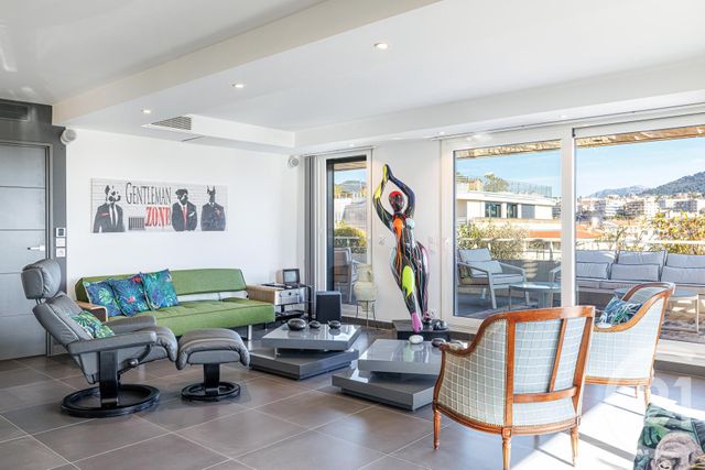 Appartement &agrave; vendre - 3 pi&egrave;ces - 98,30 m2 - Nice - 06 - PROVENCE-ALPES-COTE-D-AZUR
