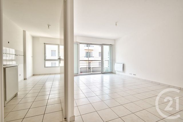 Appartement T3 &agrave; vendre - 3 pi&egrave;ces - 68,34 m2 - Antibes - 06 - PROVENCE-ALPES-COTE-D-AZUR