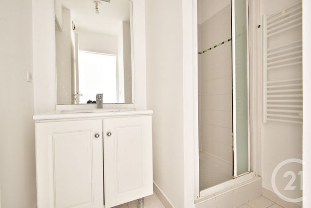 Appartement F1 &agrave; vendre - 1 pi&egrave;ce - 27,15 m2 - Antibes - 06 - PROVENCE-ALPES-COTE-D-AZUR