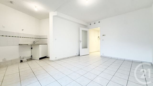 Appartement T2 &agrave; vendre - 2 pi&egrave;ces - 27,15 m2 - Antibes - 06 - PROVENCE-ALPES-COTE-D-AZUR