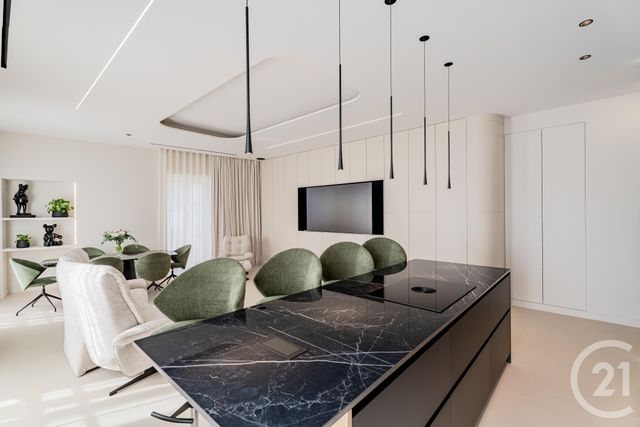 Appartement F4 &agrave; vendre - 4 pi&egrave;ces - 150,34 m2 - Nice - 06 - PROVENCE-ALPES-COTE-D-AZUR