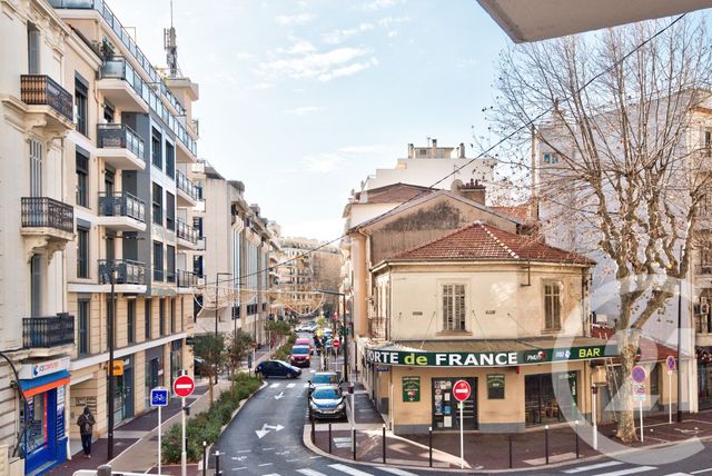 Appartement T2 &agrave; vendre - 2 pi&egrave;ces - 58,66 m2 - Antibes - 06 - PROVENCE-ALPES-COTE-D-AZUR