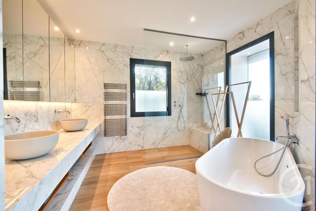 Appartement F6 &agrave; vendre - 6 pi&egrave;ces - 181,06 m2 - Nice - 06 - PROVENCE-ALPES-COTE-D-AZUR