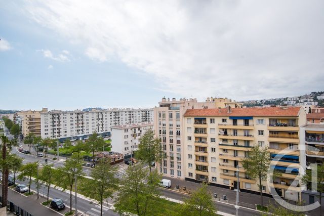 Appartement &agrave; vendre - 6 pi&egrave;ces - 119,41 m2 - Nice - 06 - PROVENCE-ALPES-COTE-D-AZUR
