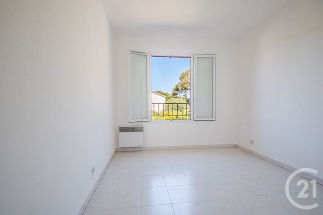 Appartement T4 &agrave; vendre - 4 pi&egrave;ces - 85,43 m2 - Antibes - 06 - PROVENCE-ALPES-COTE-D-AZUR