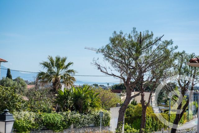 Appartement T3 &agrave; vendre - 3 pi&egrave;ces - 68,65 m2 - Antibes - 06 - PROVENCE-ALPES-COTE-D-AZUR