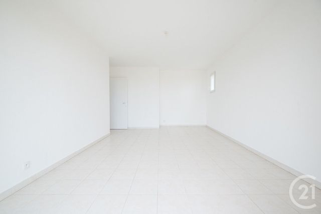 Appartement T3 &agrave; vendre - 3 pi&egrave;ces - 69,57 m2 - Antibes - 06 - PROVENCE-ALPES-COTE-D-AZUR
