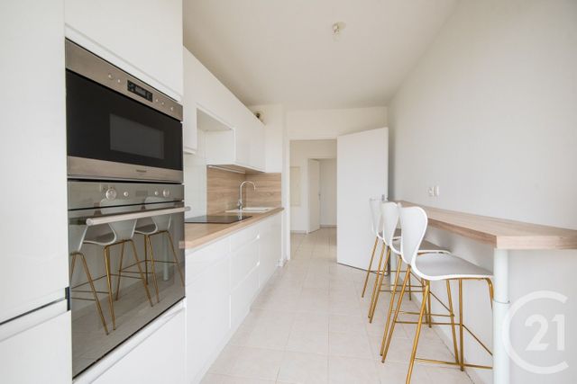 Appartement T3 &agrave; vendre - 3 pi&egrave;ces - 69,57 m2 - Antibes - 06 - PROVENCE-ALPES-COTE-D-AZUR