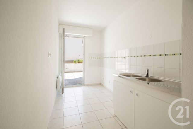 Appartement T4 &agrave; vendre - 4 pi&egrave;ces - 78,10 m2 - Antibes - 06 - PROVENCE-ALPES-COTE-D-AZUR