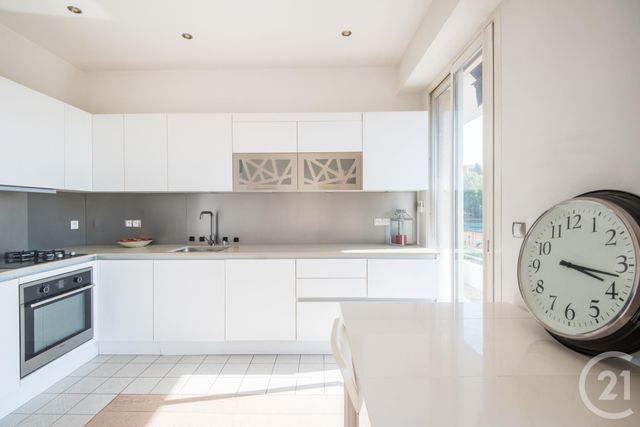 Appartement F2 &agrave; vendre - 2 pi&egrave;ces - 61,27 m2 - Nice - 06 - PROVENCE-ALPES-COTE-D-AZUR