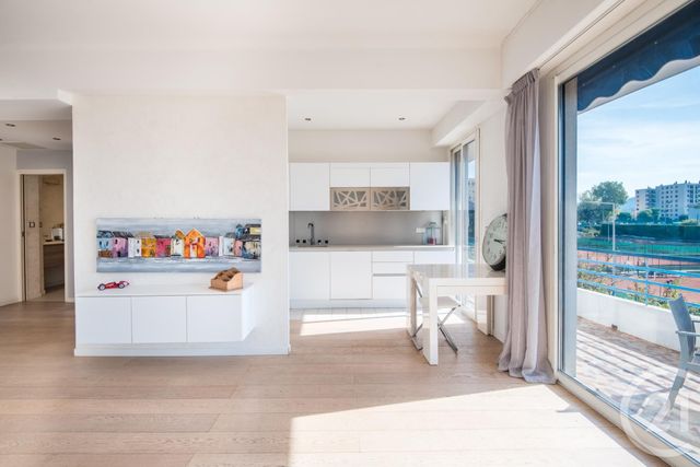Appartement F2 &agrave; vendre - 2 pi&egrave;ces - 61,27 m2 - Nice - 06 - PROVENCE-ALPES-COTE-D-AZUR
