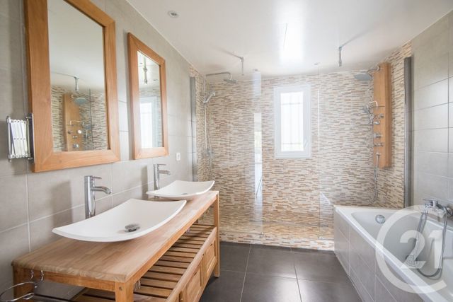 Appartement F4 &agrave; vendre - 4 pi&egrave;ces - 114,50 m2 - Nice - 06 - PROVENCE-ALPES-COTE-D-AZUR