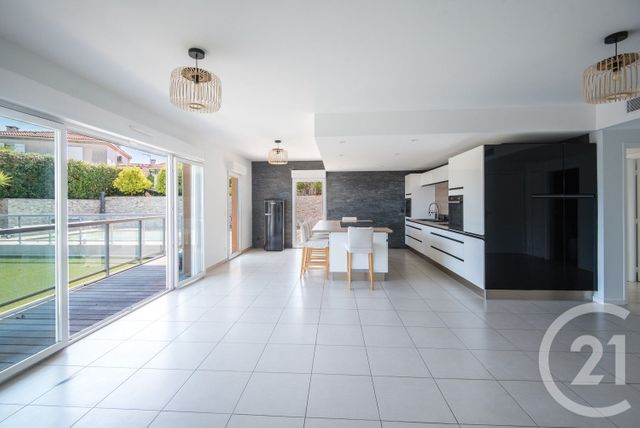 Appartement F4 &agrave; vendre - 4 pi&egrave;ces - 114,50 m2 - Nice - 06 - PROVENCE-ALPES-COTE-D-AZUR