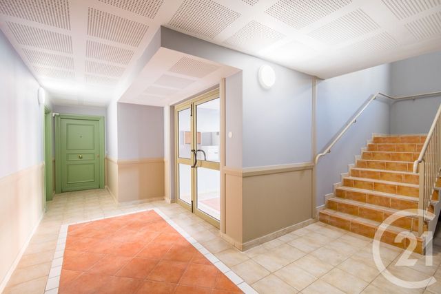 Appartement T3 &agrave; vendre - 3 pi&egrave;ces - 66,41 m2 - Antibes - 06 - PROVENCE-ALPES-COTE-D-AZUR