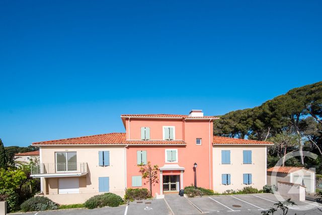 Appartement T3 &agrave; vendre - 3 pi&egrave;ces - 66,41 m2 - Antibes - 06 - PROVENCE-ALPES-COTE-D-AZUR