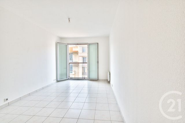 Appartement T3 &agrave; vendre - 3 pi&egrave;ces - 74,19 m2 - Antibes - 06 - PROVENCE-ALPES-COTE-D-AZUR