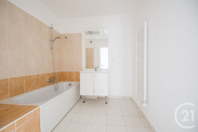 Appartement T4 &agrave; vendre - 4 pi&egrave;ces - 85,80 m2 - Antibes - 06 - PROVENCE-ALPES-COTE-D-AZUR