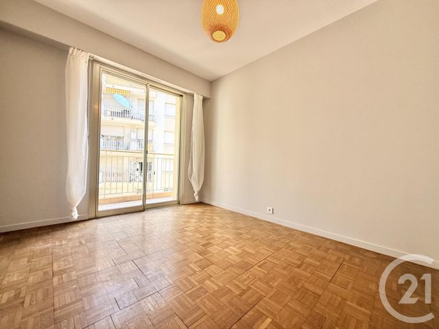 Appartement F4 &agrave; vendre - 4 pi&egrave;ces - 88,86 m2 - Nice - 06 - PROVENCE-ALPES-COTE-D-AZUR