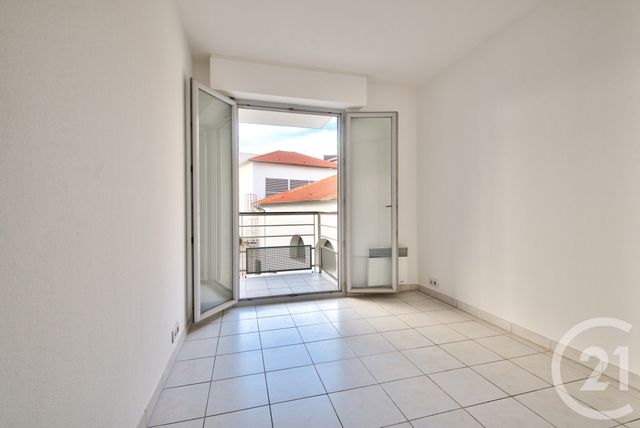 Appartement T3 &agrave; vendre - 3 pi&egrave;ces - 68,34 m2 - Antibes - 06 - PROVENCE-ALPES-COTE-D-AZUR