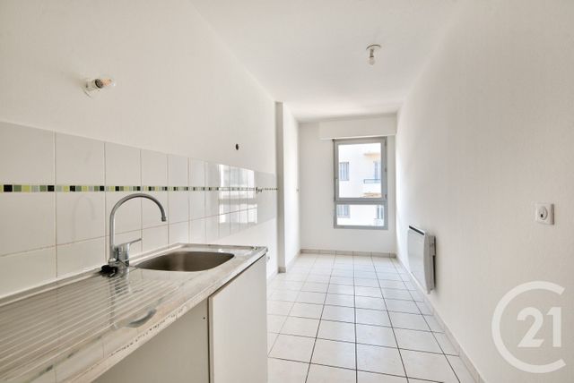 Appartement T3 &agrave; vendre - 3 pi&egrave;ces - 68,34 m2 - Antibes - 06 - PROVENCE-ALPES-COTE-D-AZUR