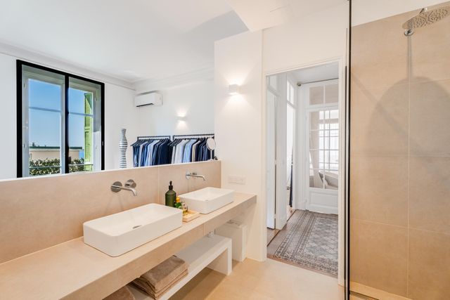 Appartement F5 &agrave; vendre - 5 pi&egrave;ces - 146,13 m2 - Nice - 06 - PROVENCE-ALPES-COTE-D-AZUR