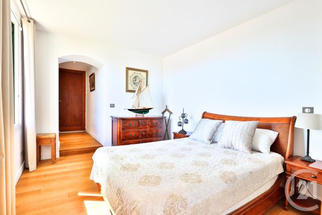 Maison à vendre - 7 pièces - 262,39 m2 - Nice - 06 - PROVENCE-ALPES-COTE-D-AZUR