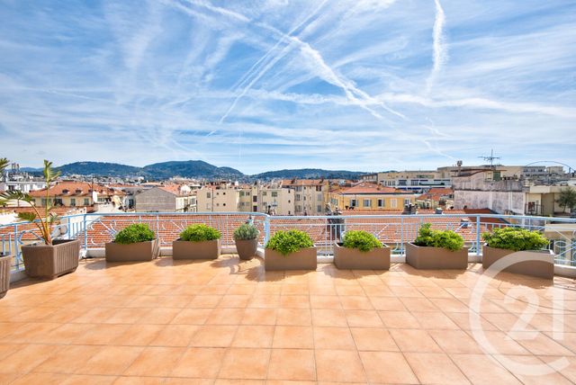 Appartement T3 à vendre - 3 pièces - 87,10 m2 - Nice - 06 - PROVENCE-ALPES-COTE-D-AZUR