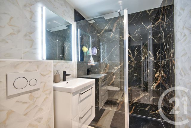 Appartement T2 à vendre - 2 pièces - 31,87 m2 - St Laurent Du Var - 06 - PROVENCE-ALPES-COTE-D-AZUR