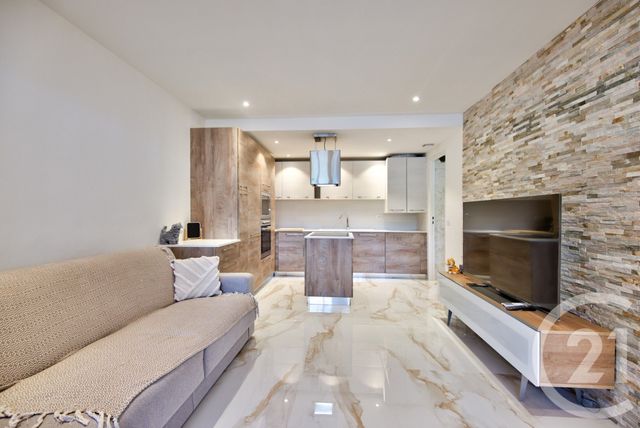 Appartement T2 à vendre - 2 pièces - 31,87 m2 - St Laurent Du Var - 06 - PROVENCE-ALPES-COTE-D-AZUR