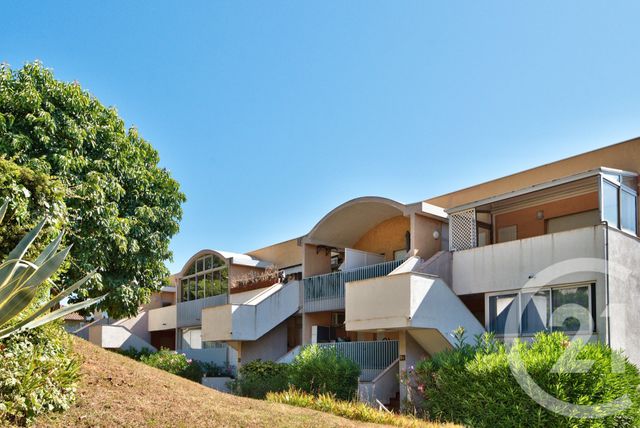 Appartement T2 à vendre - 2 pièces - 31,87 m2 - St Laurent Du Var - 06 - PROVENCE-ALPES-COTE-D-AZUR