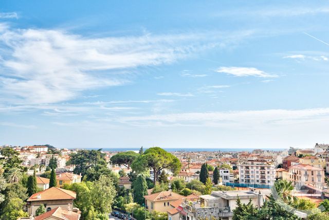 Appartement F3 bis à vendre - 3 pièces - 85,70 m2 - Nice - 06 - PROVENCE-ALPES-COTE-D-AZUR