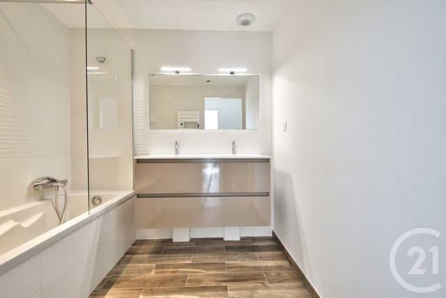 Appartement F3 à vendre - 3 pièces - 69,50 m2 - Nice - 06 - PROVENCE-ALPES-COTE-D-AZUR